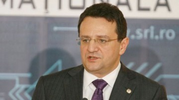 George Maior confirmă: în presă sunt ofiţeri acoperiţi ai SRI!
